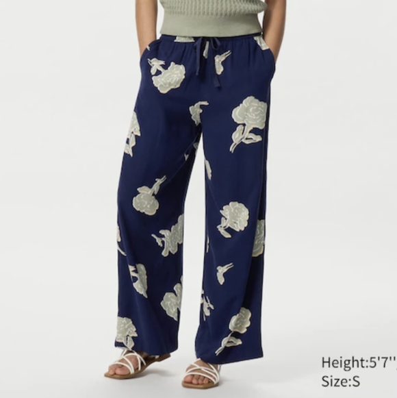 Uniqlo X Princesses Tam Tam Drape Easy Pant Navy Floral - Picture 3 of 8
